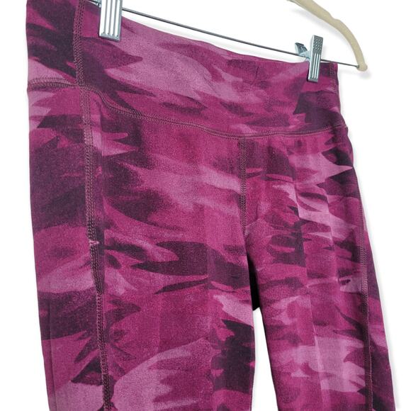 Reebok Dark Pink Camo Low Rise Full Length Activewear Leggings Women Sz XS - Picture 8 of 8